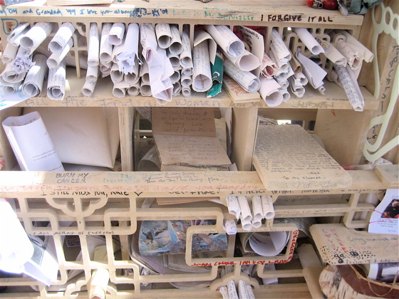 lots of nooks for scolls