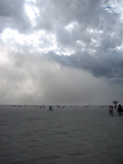 HUGE dust storm rolling in