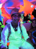 It glows!