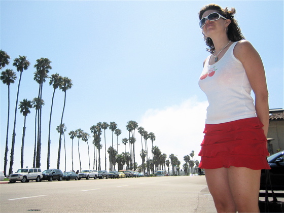 Palm trees = vacation